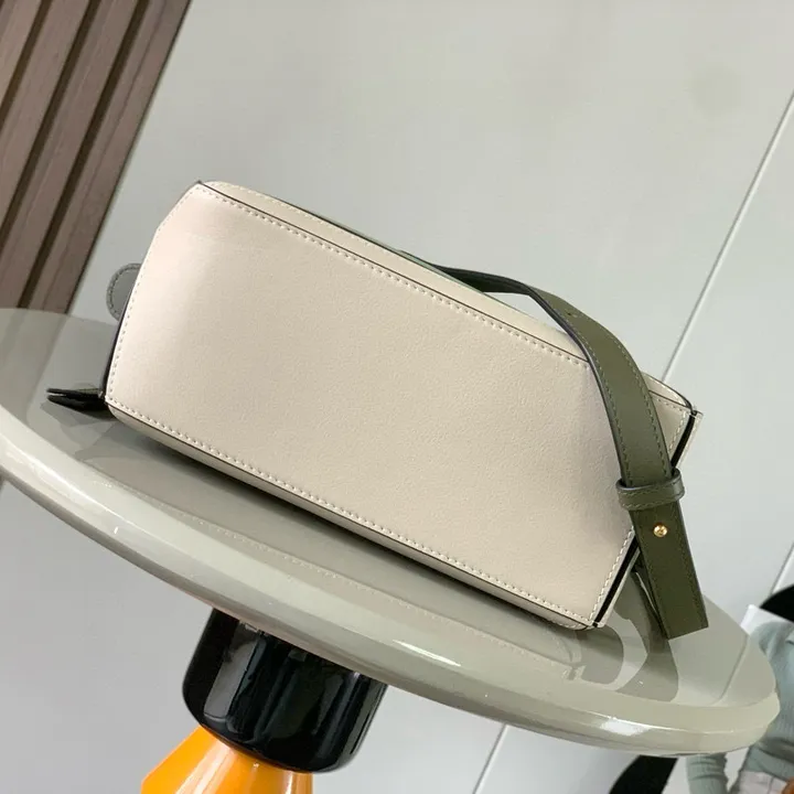 スーパーコピー ロエベ サングラス