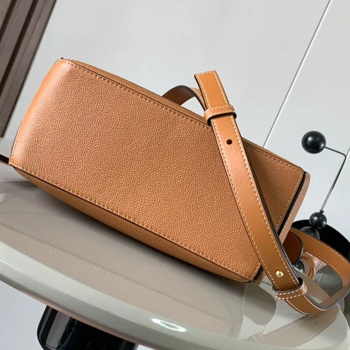 スーパーコピー ロエベ サングラス