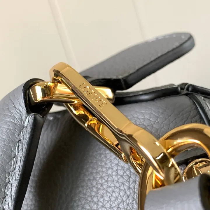 スーパーコピー ロエベ サングラス