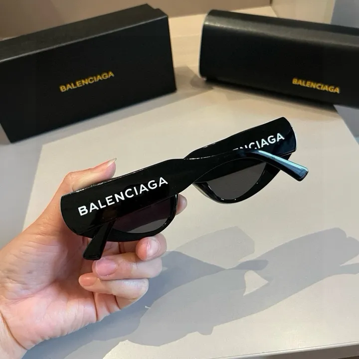 スーパーコピー バレンシアガ サングラス