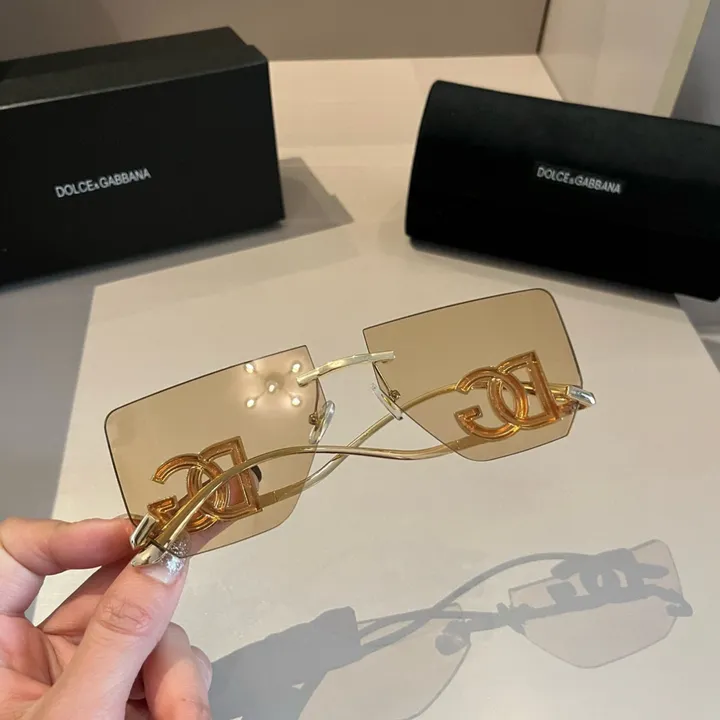 スーパーコピー ミュウミュウ サングラス