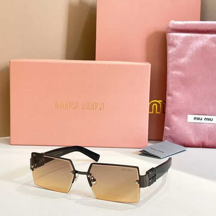 スーパーコピー ミュウミュウ サングラス