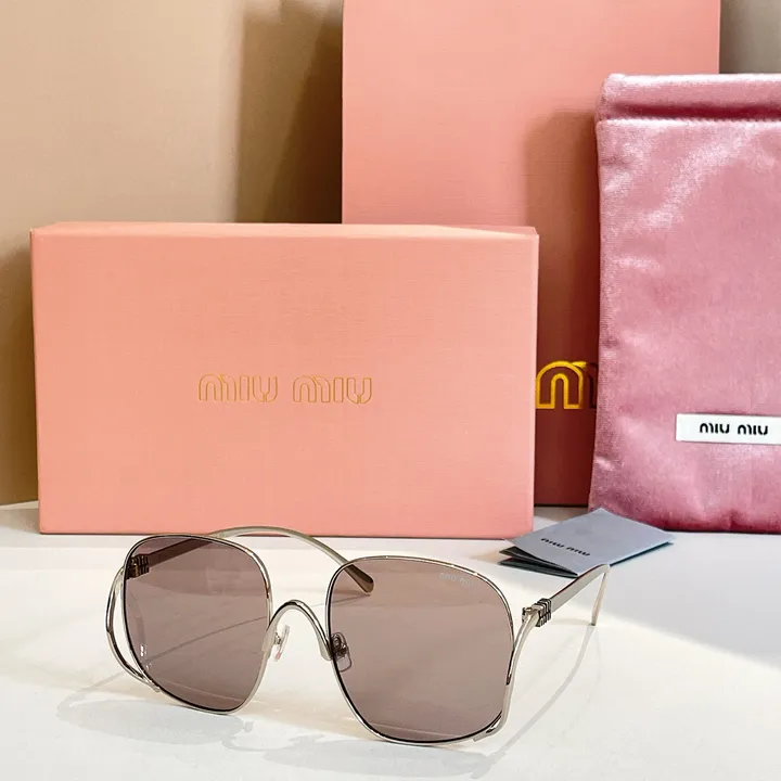スーパーコピー ミュウミュウ サングラス
