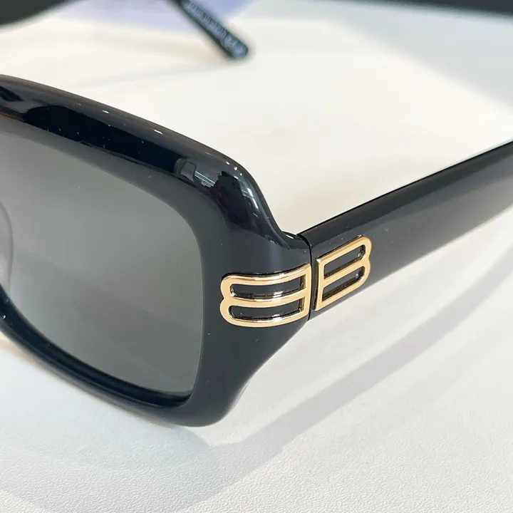 スーパーコピー バレンシアガ サングラス