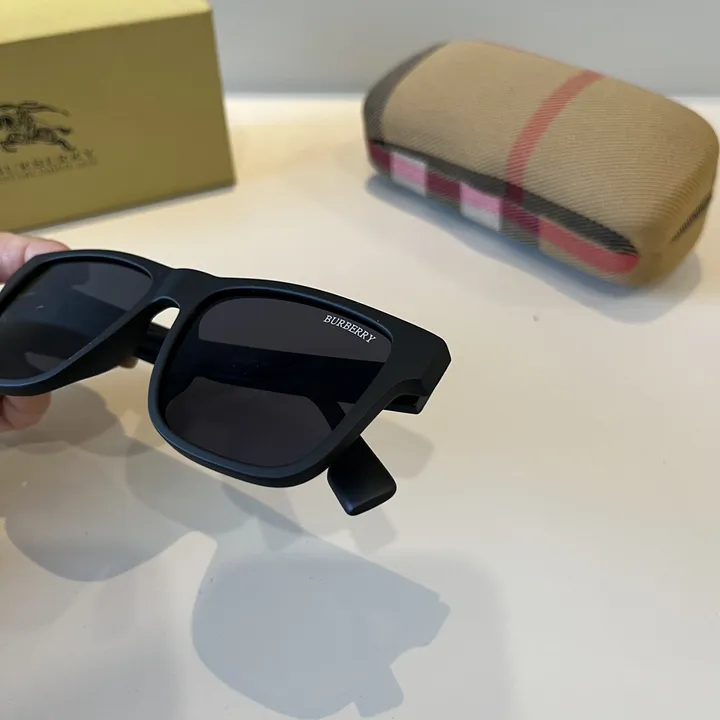 スーパーコピー バーバリー ス サングラス