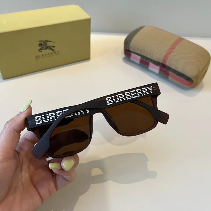 スーパーコピー バーバリー ス サングラス