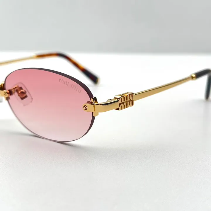 スーパーコピー ミュウミュウ サングラス