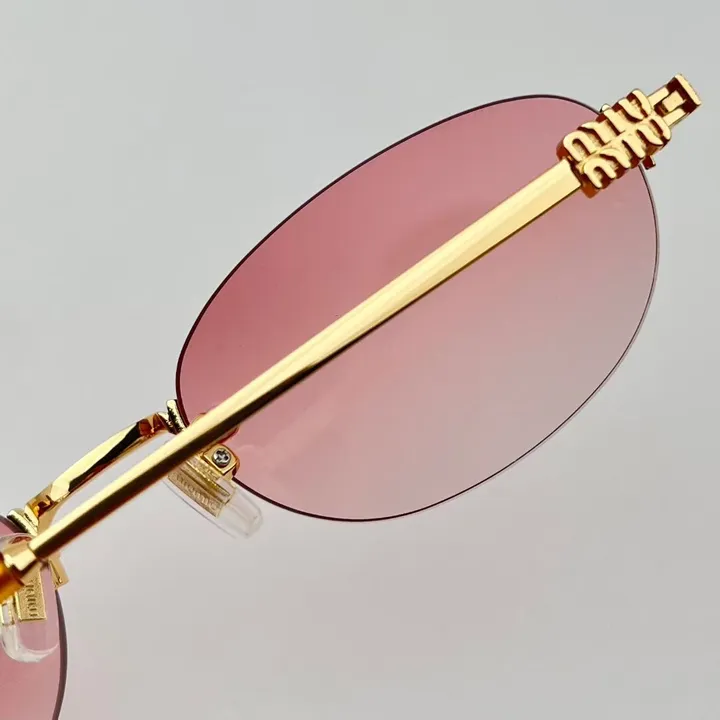 スーパーコピー ミュウミュウ サングラス