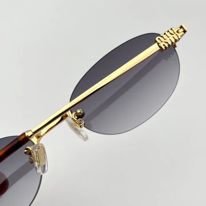 スーパーコピー ミュウミュウ サングラス