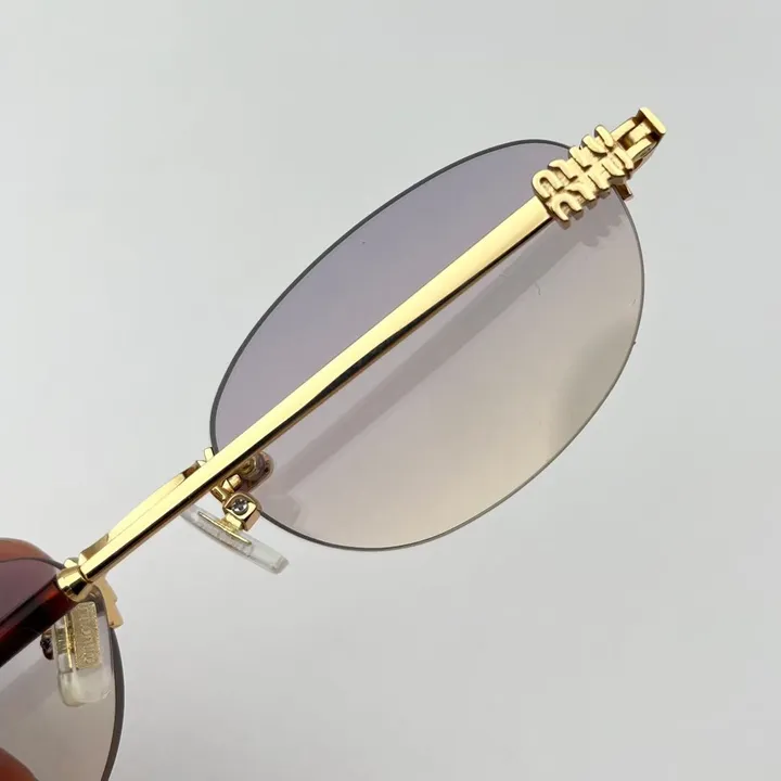 スーパーコピー ミュウミュウ サングラス