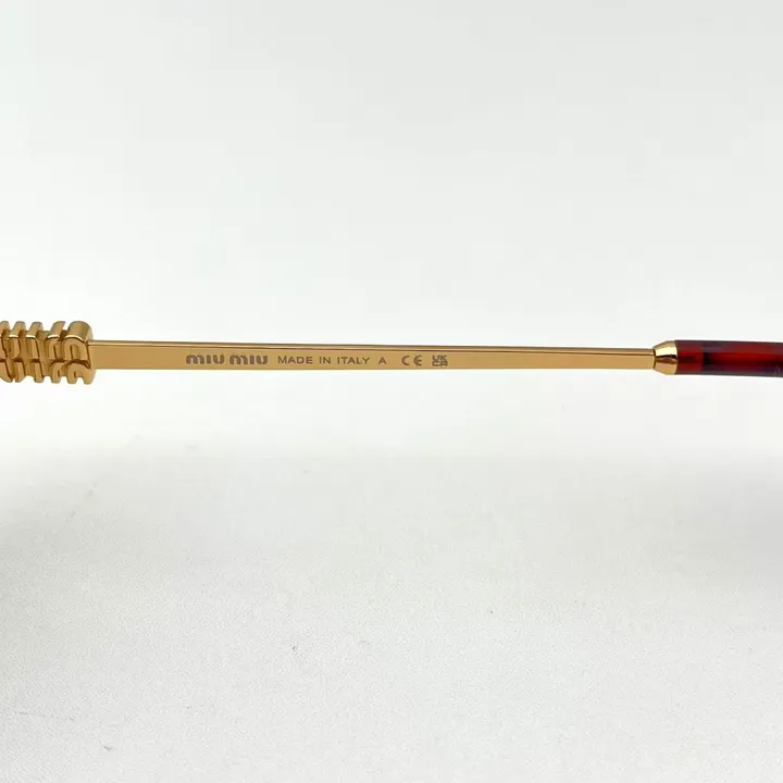 スーパーコピー ミュウミュウ サングラス