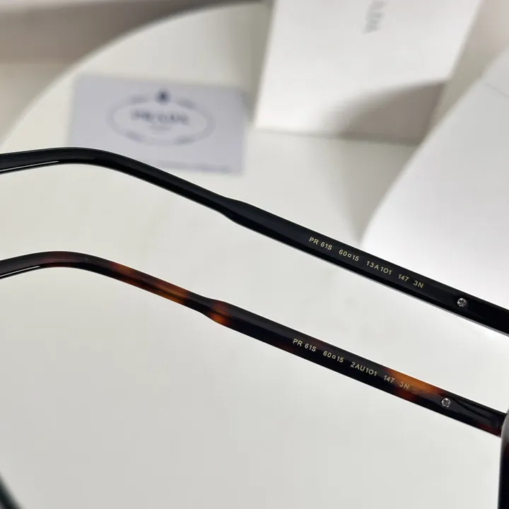 スーパーコピー プラダ サングラス