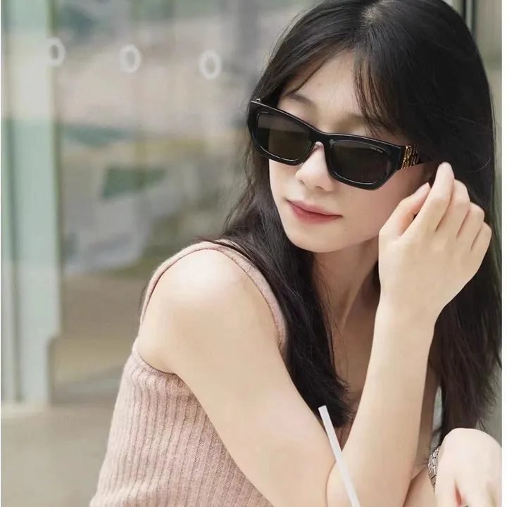 スーパーコピー ミュウミュウ サングラス