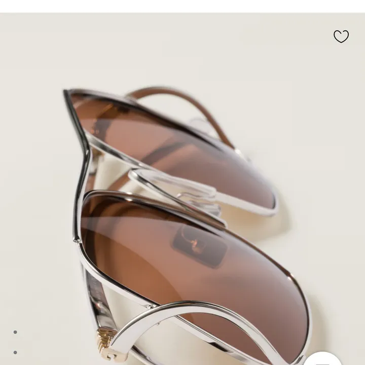 スーパーコピー ミュウミュウ サングラス