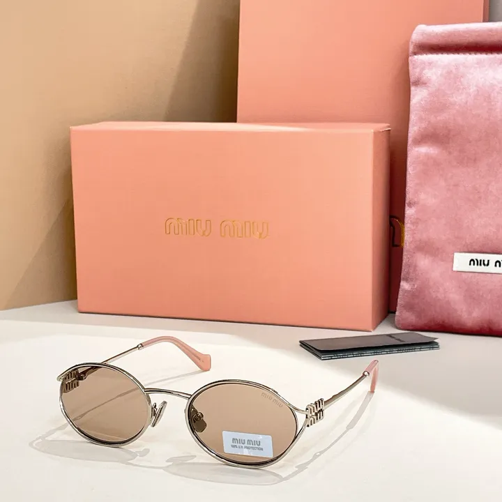 スーパーコピー ミュウミュウ サングラス
