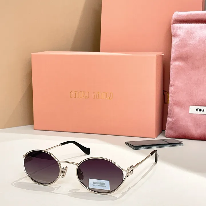 スーパーコピー ミュウミュウ サングラス