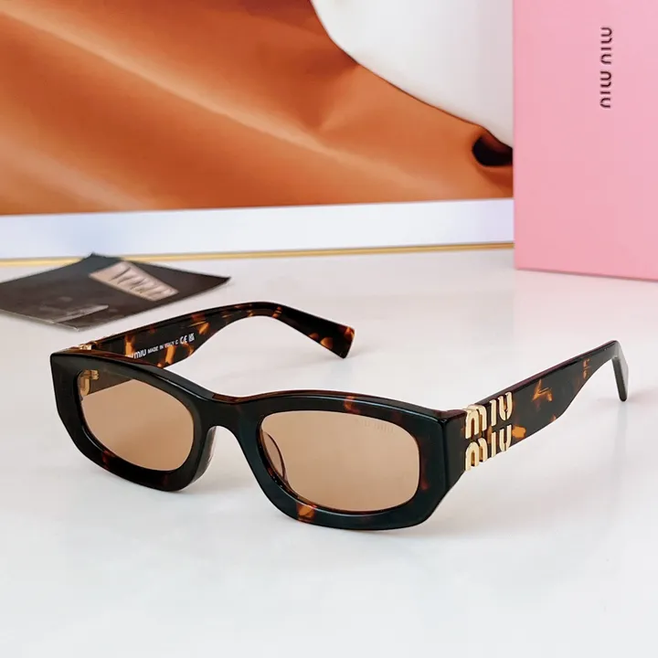 スーパーコピー ミュウミュウ サングラス