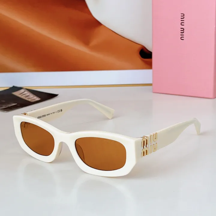 スーパーコピー ミュウミュウ サングラス