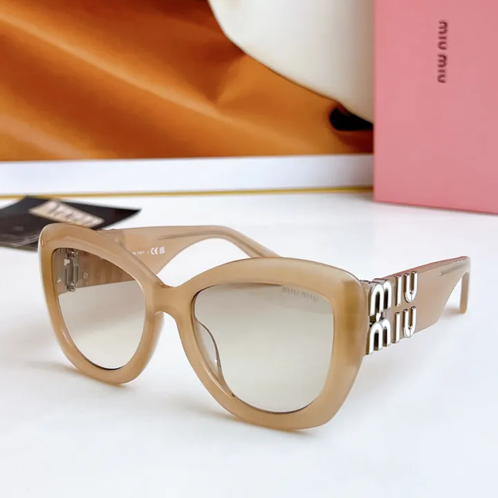 スーパーコピー ミュウミュウ サングラス