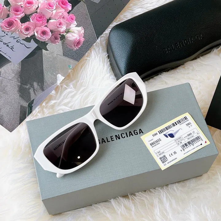 スーパーコピー バレンシアガ サングラス