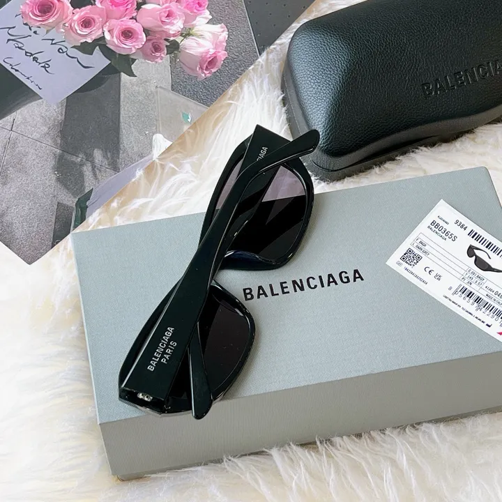 スーパーコピー バレンシアガ サングラス