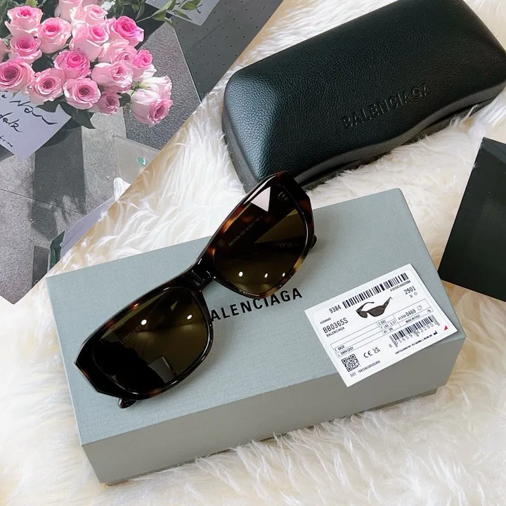 スーパーコピー バレンシアガ サングラス