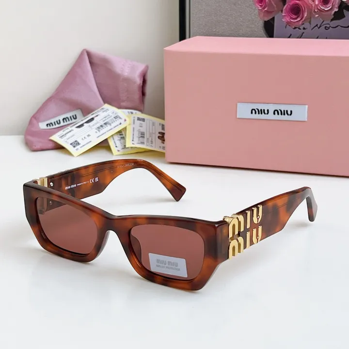 スーパーコピー ミュウミュウ サングラス