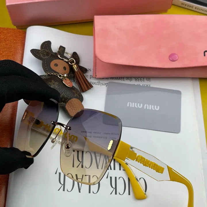 スーパーコピー ミュウミュウ サングラス