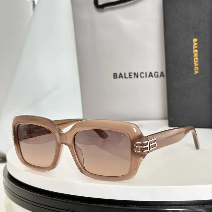 スーパーコピー バレンシアガ サングラス