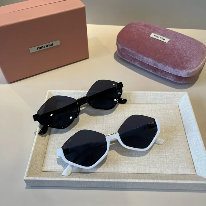 スーパーコピー ミュウミュウ サングラス