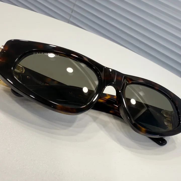 スーパーコピー バレンシアガ サングラス