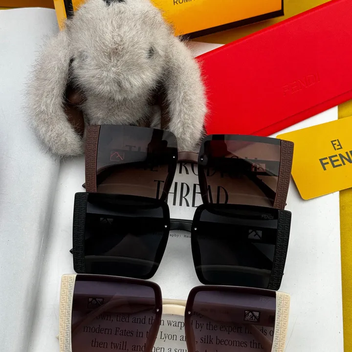 スーパーコピー フェンディ サングラス