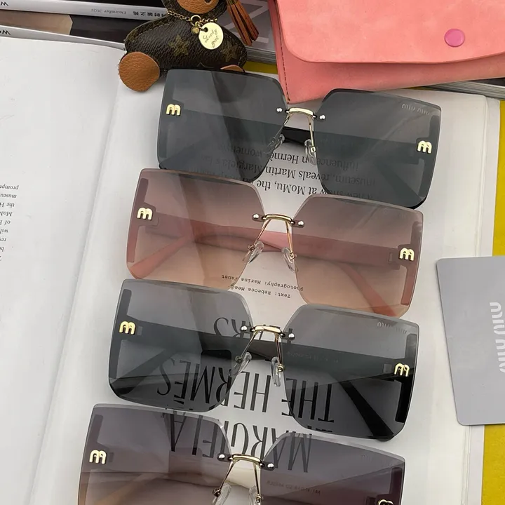 スーパーコピー ミュウミュウ サングラス