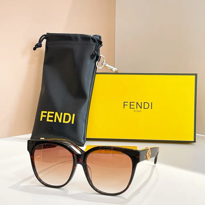 スーパーコピー フェンディ サングラス