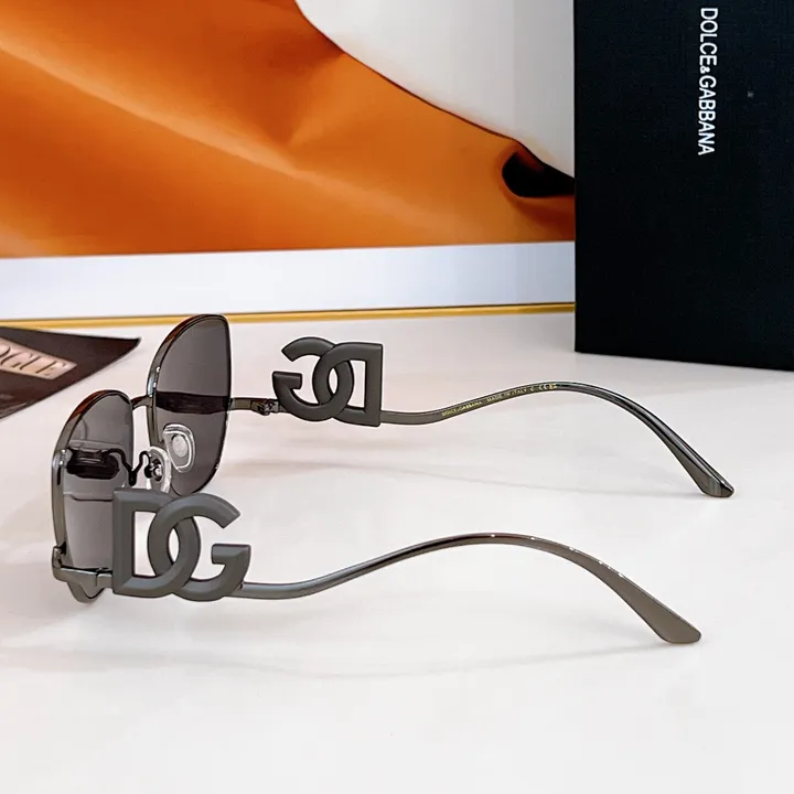 スーパーコピー ミュウミュウ サングラス