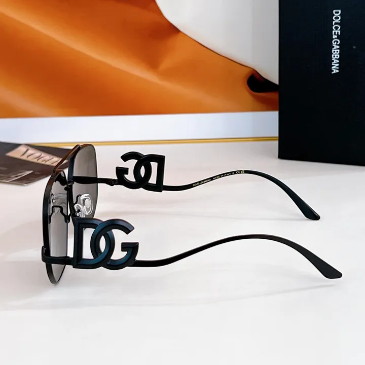 スーパーコピー ミュウミュウ サングラス