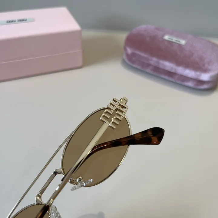 スーパーコピー ミュウミュウ サングラス