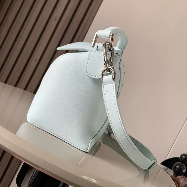 スーパーコピー ロエベ サングラス