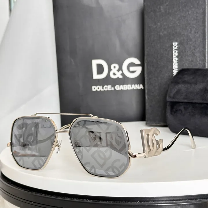 スーパーコピー ミュウミュウ サングラス