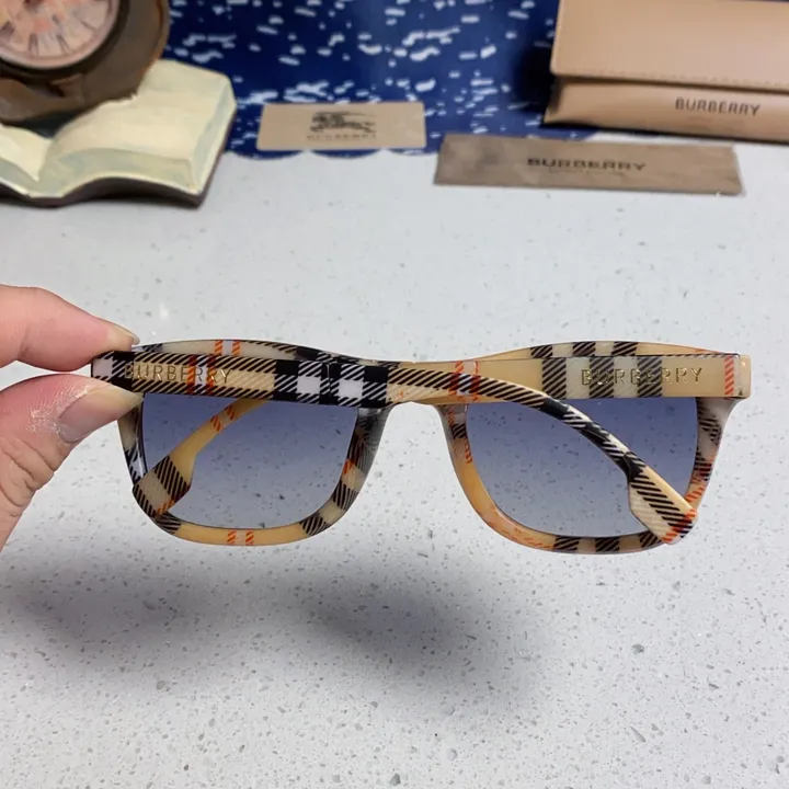 スーパーコピー バーバリー ス サングラス