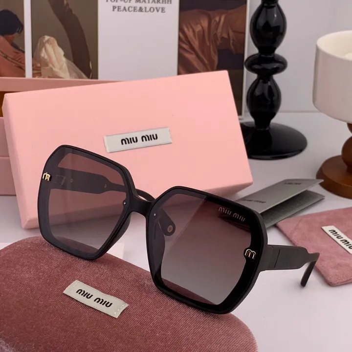 スーパーコピー ミュウミュウ サングラス