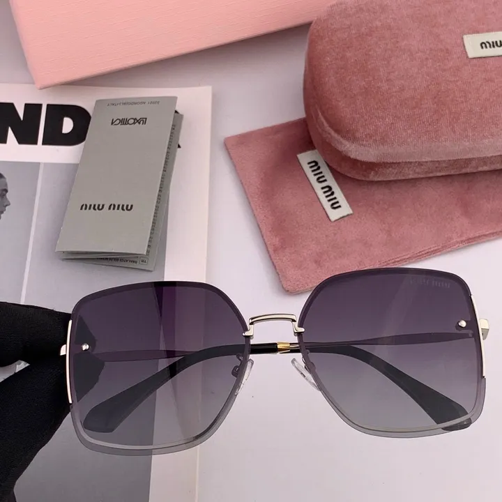 スーパーコピー ミュウミュウ サングラス