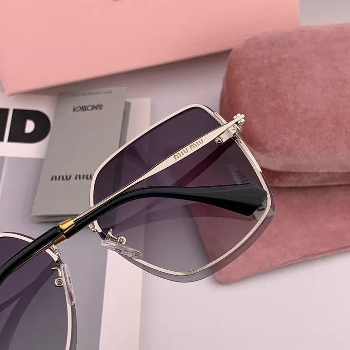 スーパーコピー ミュウミュウ サングラス