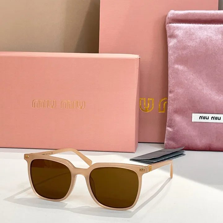 スーパーコピー ミュウミュウ サングラス