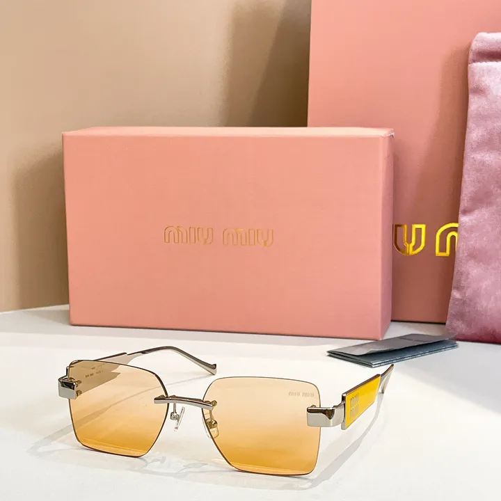 スーパーコピー ミュウミュウ サングラス