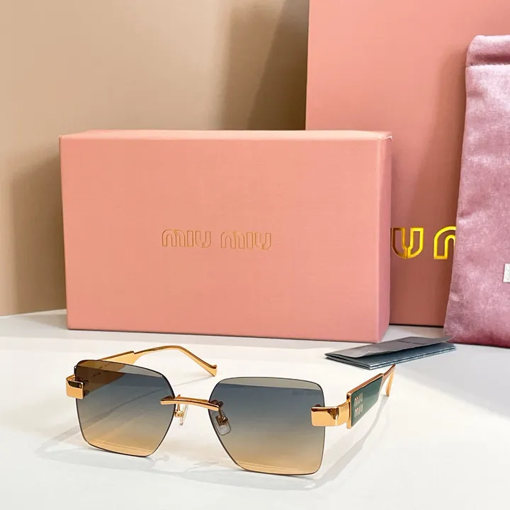 スーパーコピー ミュウミュウ サングラス