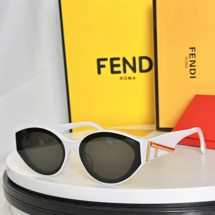 スーパーコピー フェンディ サングラス