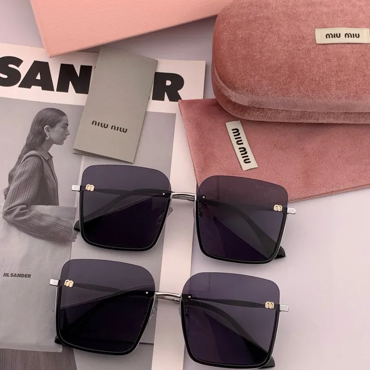 スーパーコピー ミュウミュウ サングラス