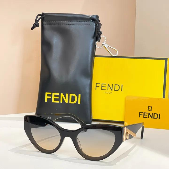 スーパーコピー フェンディ サングラス