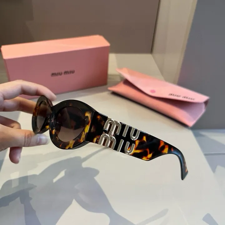 スーパーコピー ミュウミュウ サングラス